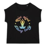 Soospiry Design camiseta mujer ecologica yoga quiet mind strong body arcoíris