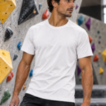 Soospiry Design Camiseta técnica escalada blanca Trust the Grip para entrenamientos en rocódromo